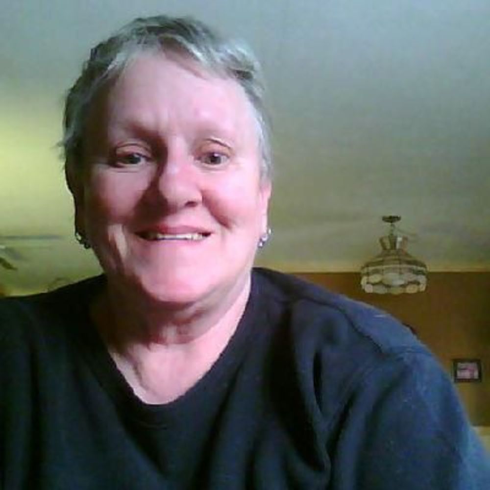 Meet your Posher, Debbie